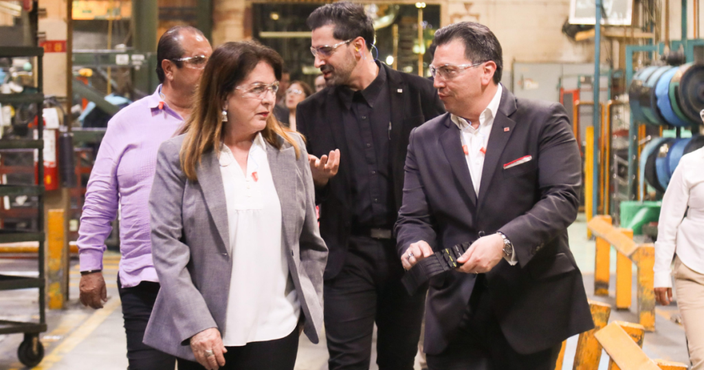 Refrenda Margarita González Saravia compromiso con el crecimiento empresarial y la generación de empleos en Morelos