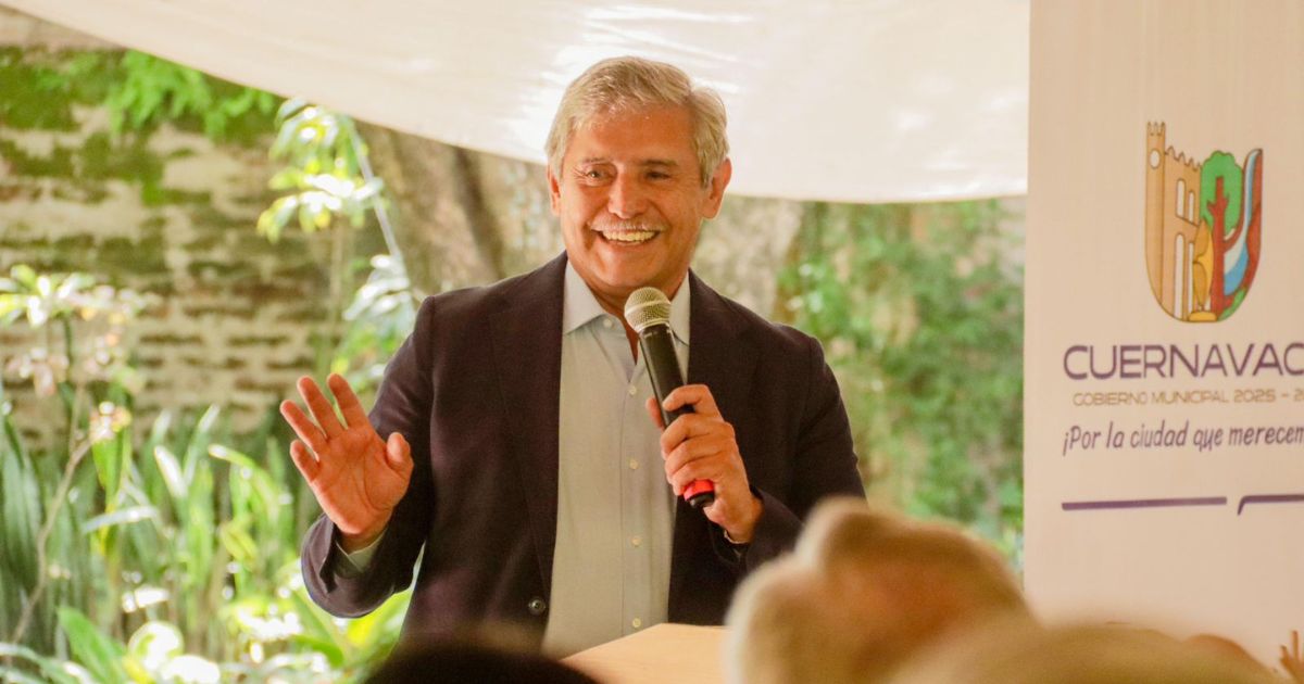 DIF Cuernavaca entrega más de 350 apoyos funcionales y visuales gracias a la subasta con causa “Uniendo Corazones”