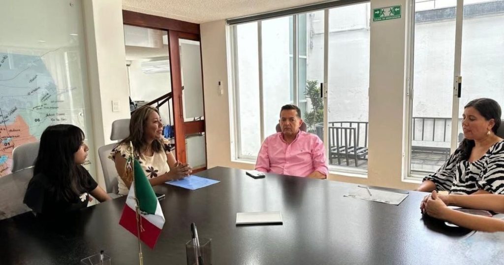 SECOMS y vecinos de Amatitán acuerdan acciones para reforzar seguridad y cultura de paz