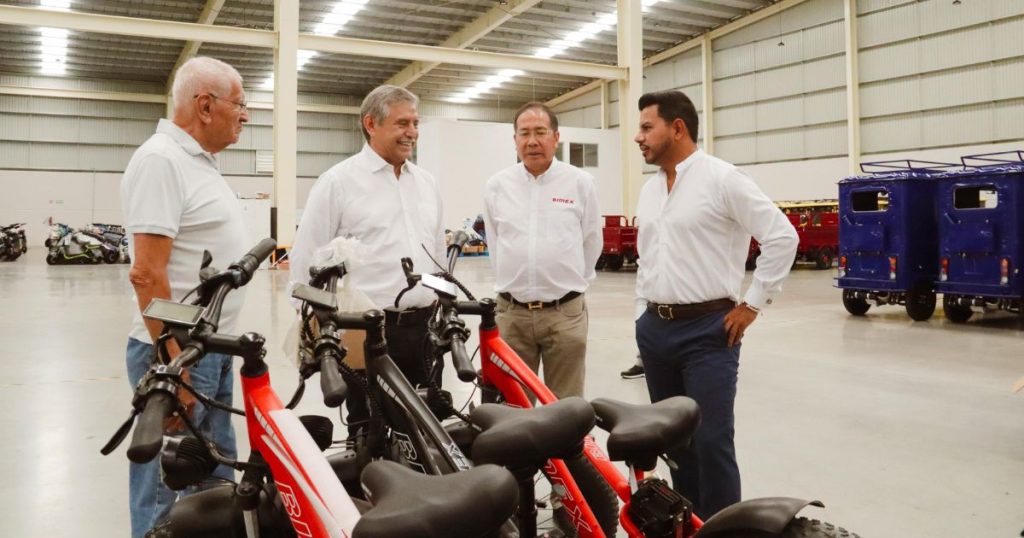 Alcalde de Cuernavaca visita planta de Bimex y destaca potencial de Morelos para atraer inversión