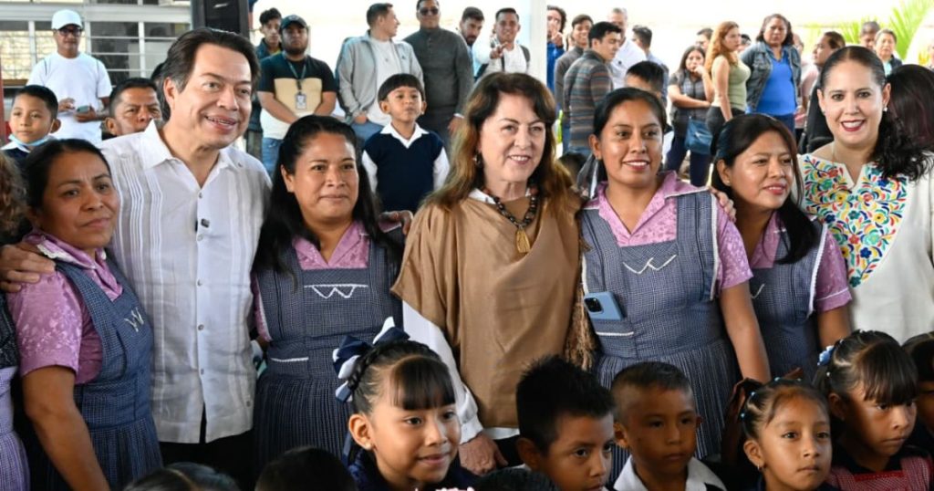 Arrancan gobernadora Margarita González Saravia y titular de la SEP, Mario Delgado, Maratón por la Lectura en conmemoración del Día Internacional de la Mujer Indígena