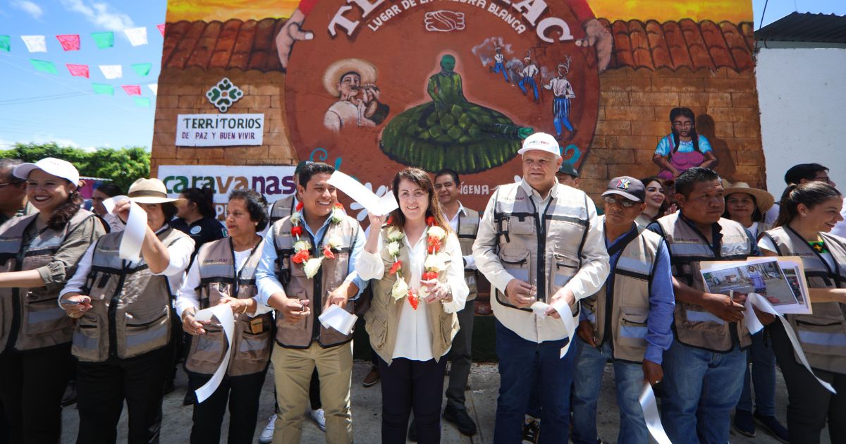 Caravana del Pueblo llega a Axochiapan;