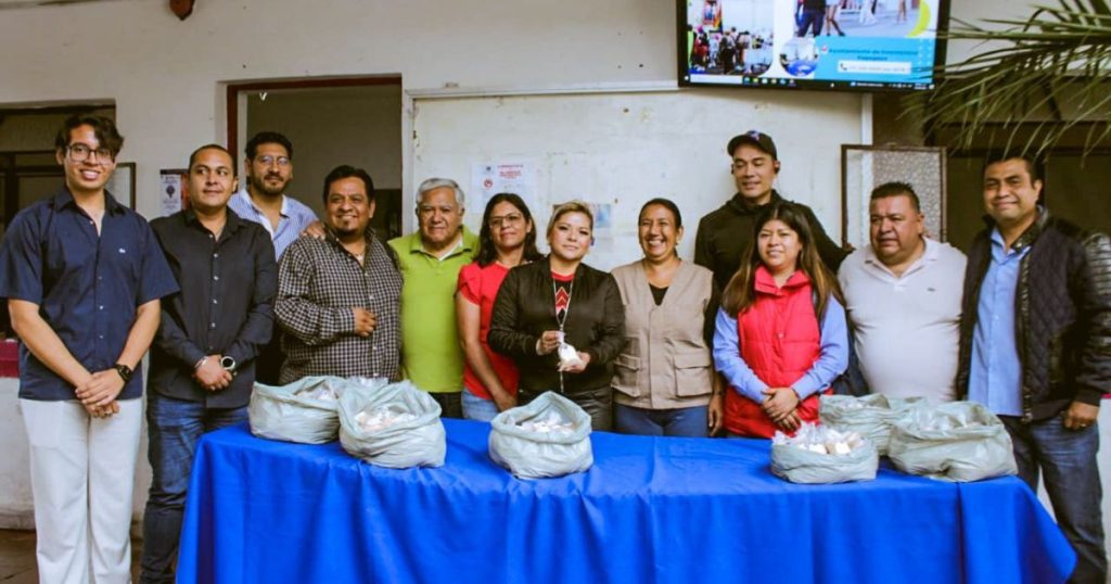 Entrega Cuernavaca abate gratuito para prevenir enfermedades transmitidas por mosquitos