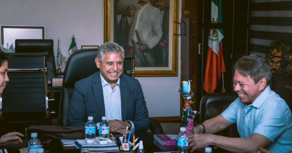 Alcalde de Cuernavaca recibe al embajador de Panamá