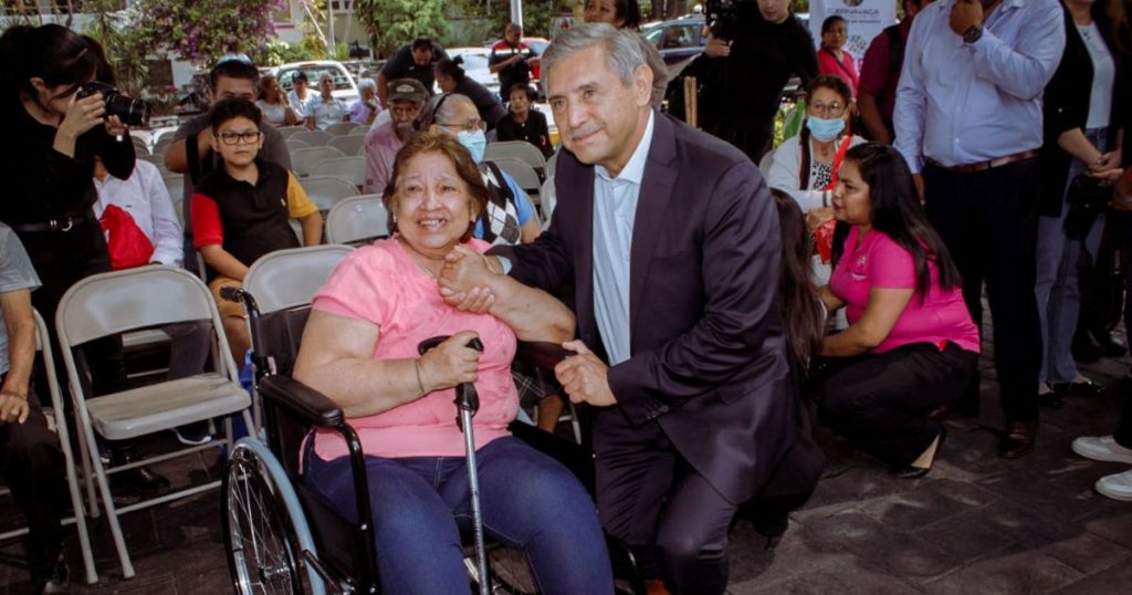 DIF Cuernavaca entrega 157 aparatos funcionales para fortalecer la atención a personas vulnerables