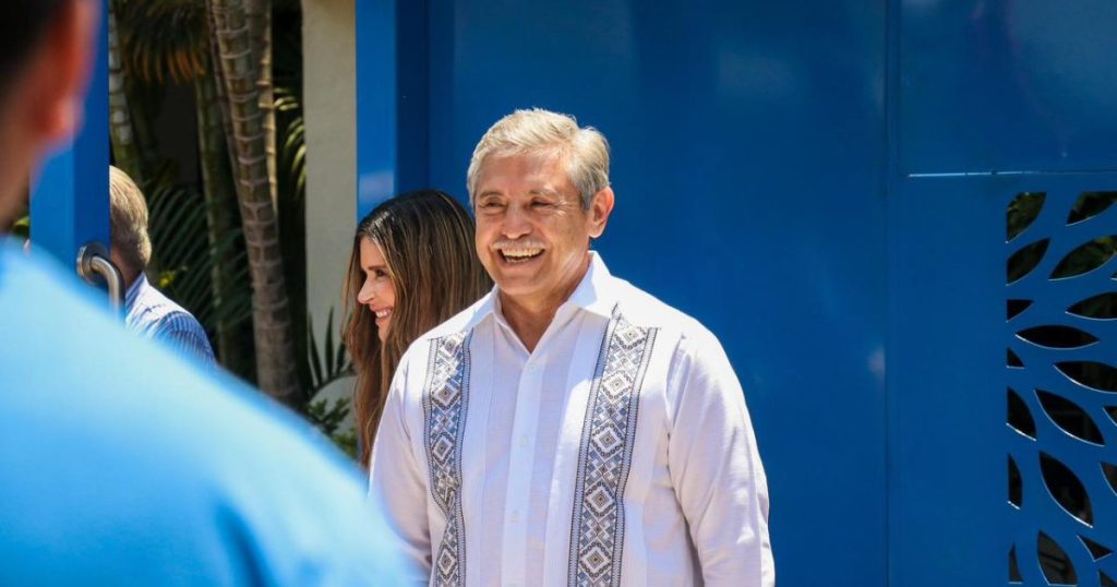 Cuernavaca instalará 100 parabuses solares
